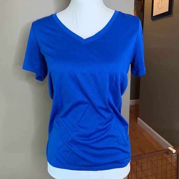 Dri-fit Nike tee v-neck - Picture 1 of 4